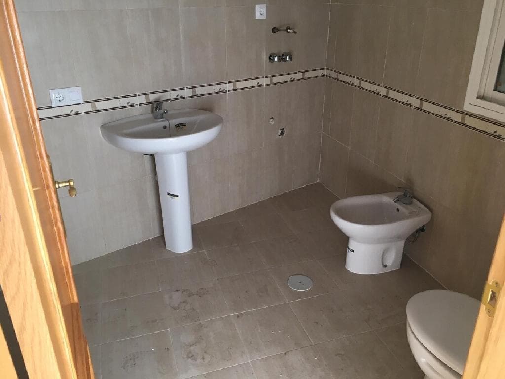 Image VirtualHome/yvre2z5xvxhxve2o5r7w