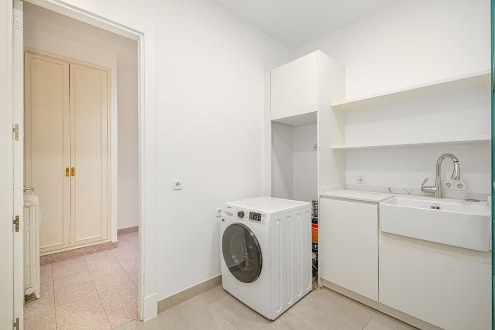 Image VirtualHome/d9jb7wdwpmpz1thpcixg