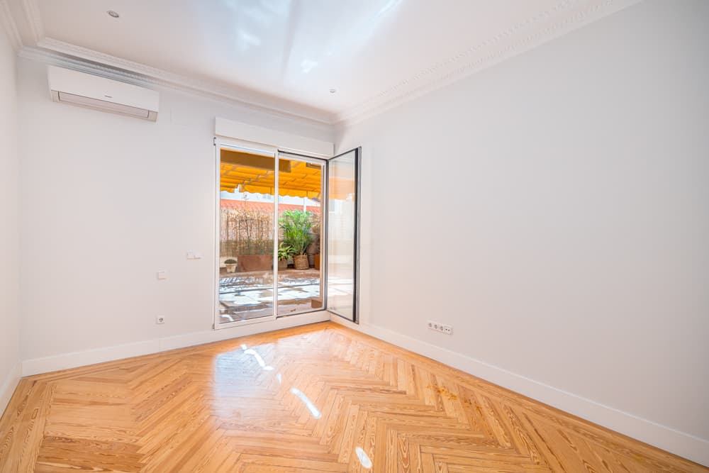 Image VirtualHome/oed45jrkqxdundnptvxy