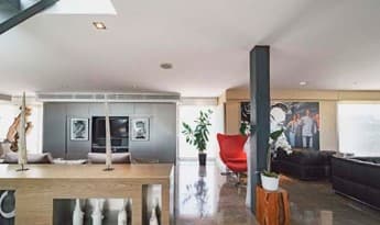 Image VirtualHome/wzmuigqydkd1dhnhoasz
