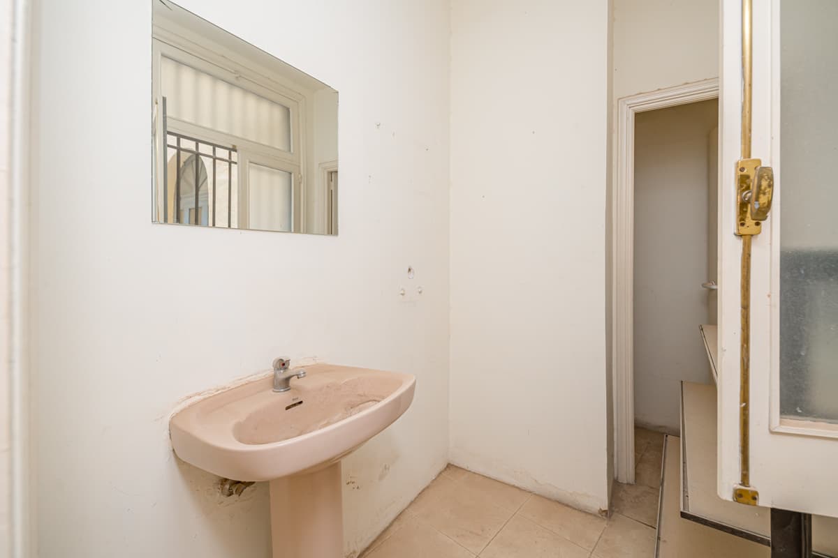 Image VirtualHome/uiyatrnhfgsya8q9ev6s