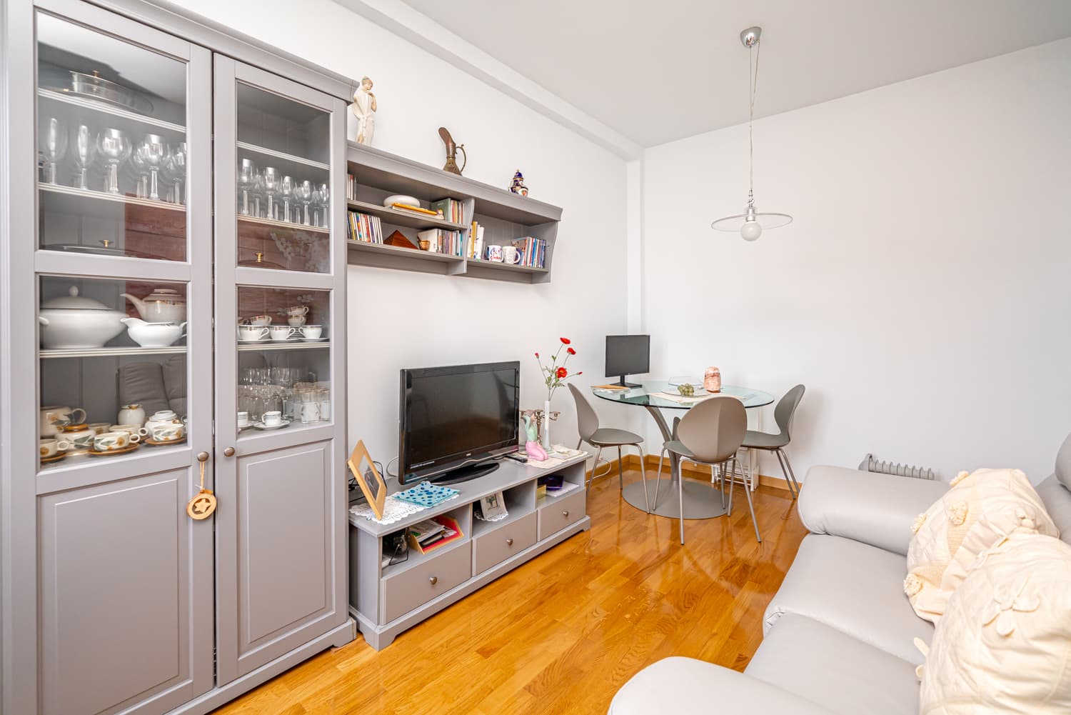 Image VirtualHome/m4x6zblayqb7k2nfc9j4