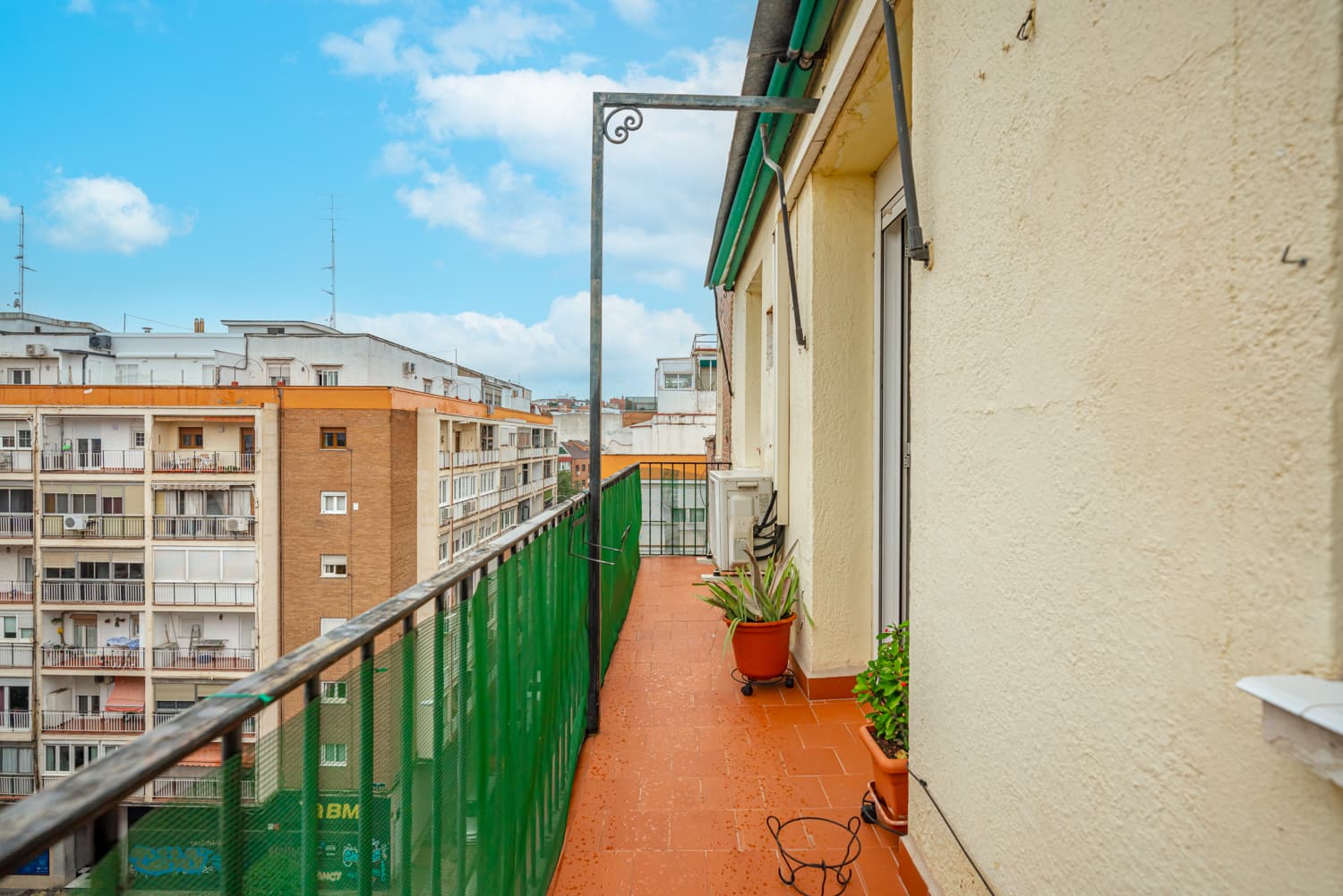 Image VirtualHome/qxhi780j8onayezlheeq