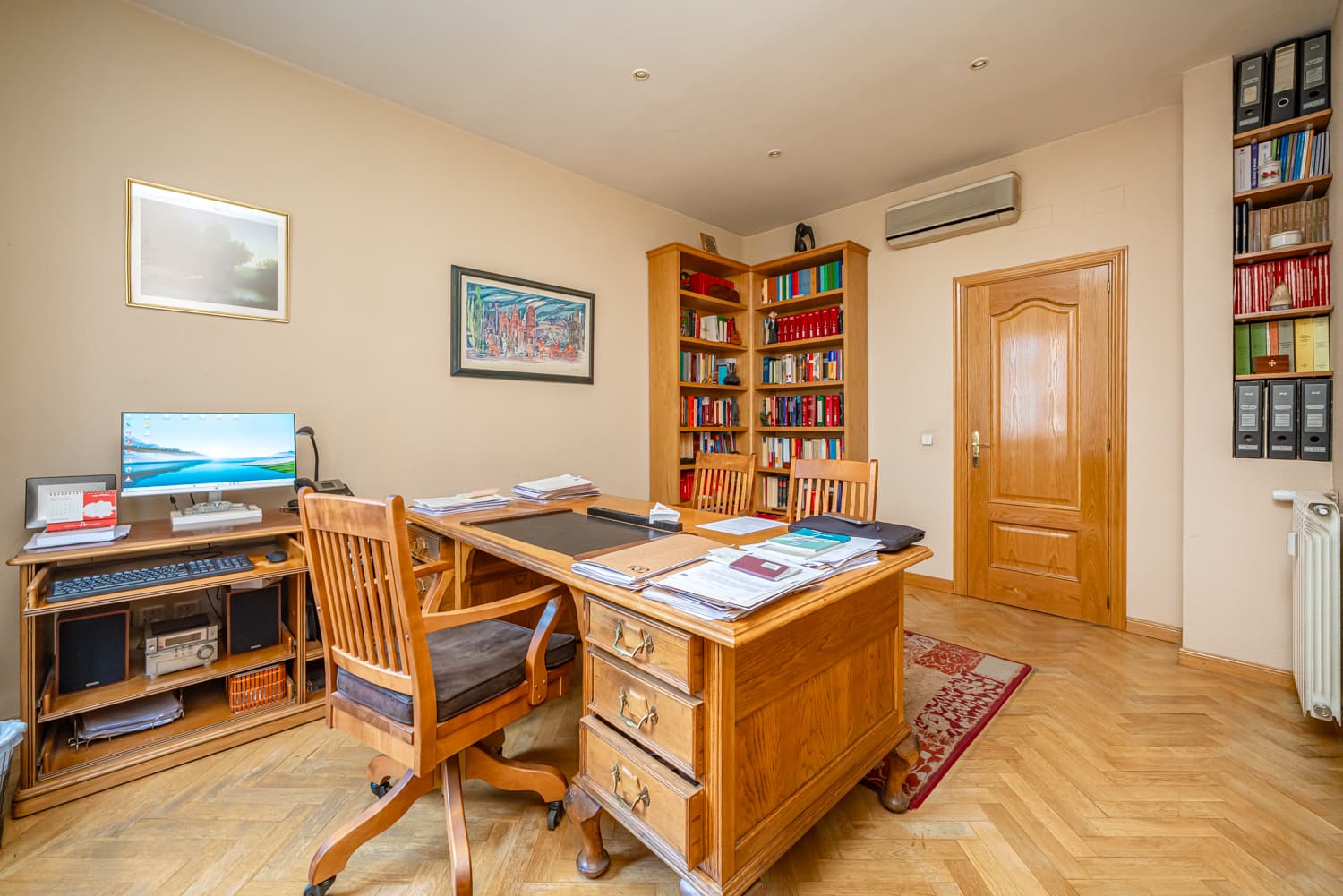 Image VirtualHome/g1r65vdq6hew08ucp9ad