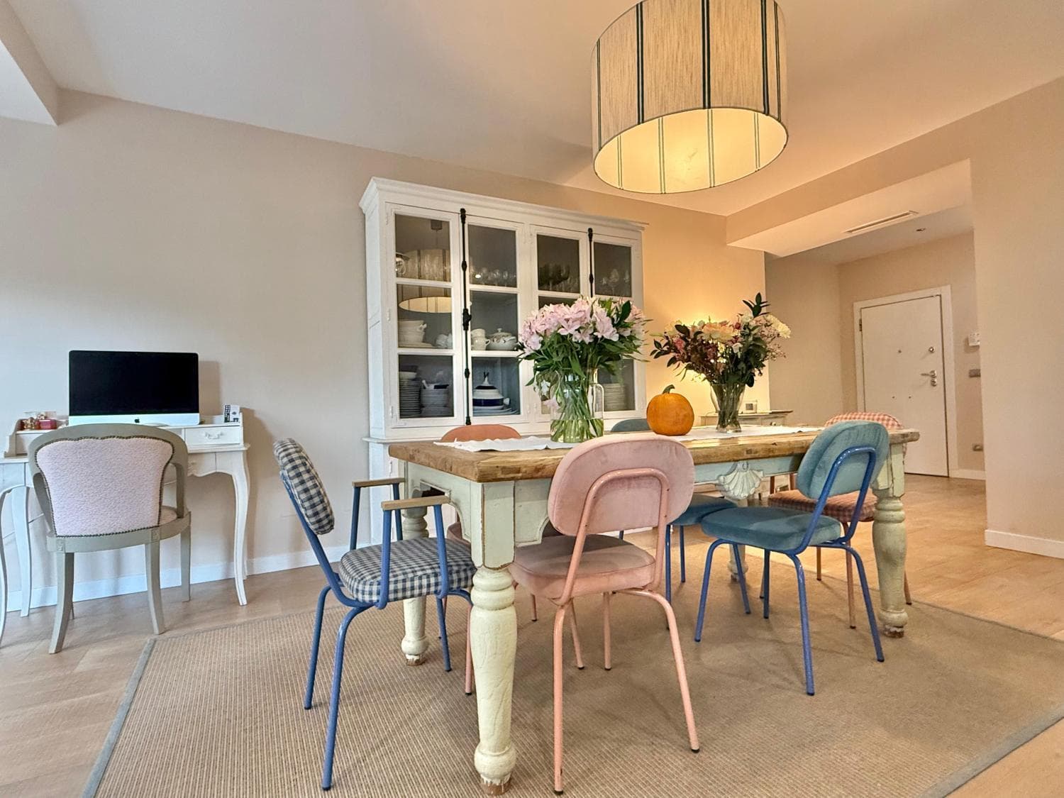 Image VirtualHome/vh6hfibnti63xo8u75j1