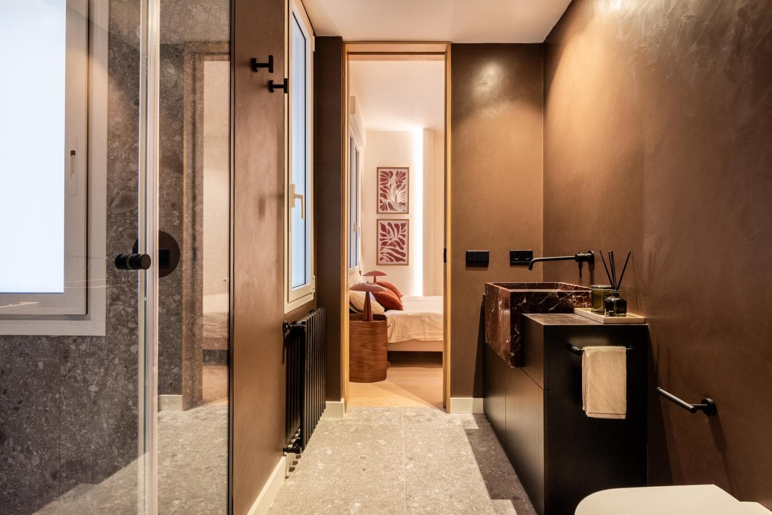 Image VirtualHome/cumpmozd8vmvrtfxr94o