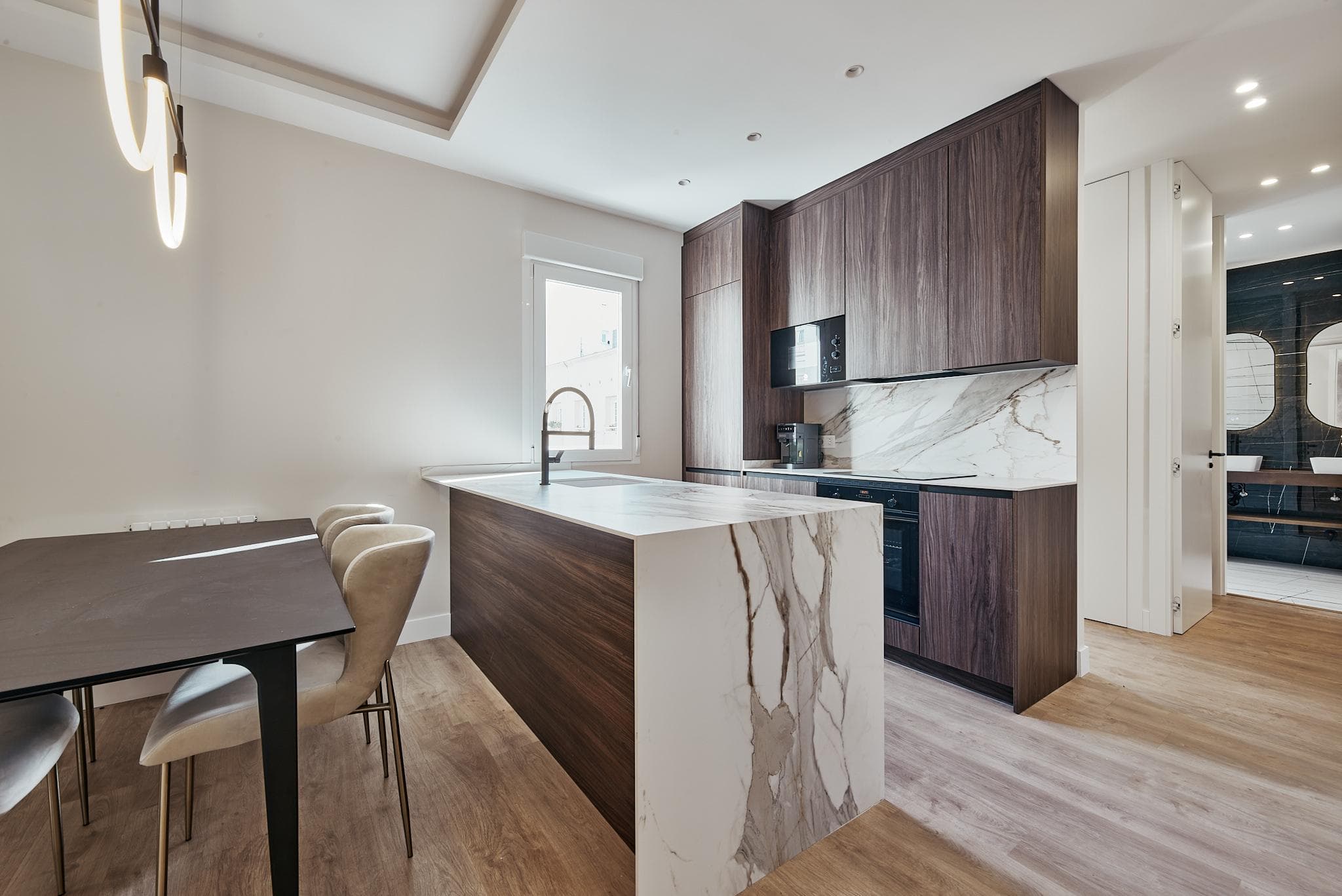 Image VirtualHome/tdrfodwodedv4x17xpqv