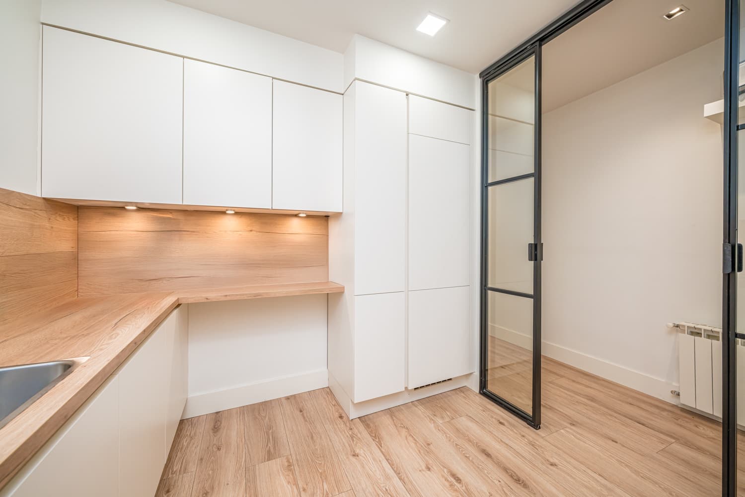 Image VirtualHome/tnuexen34t9kjrmhal2s