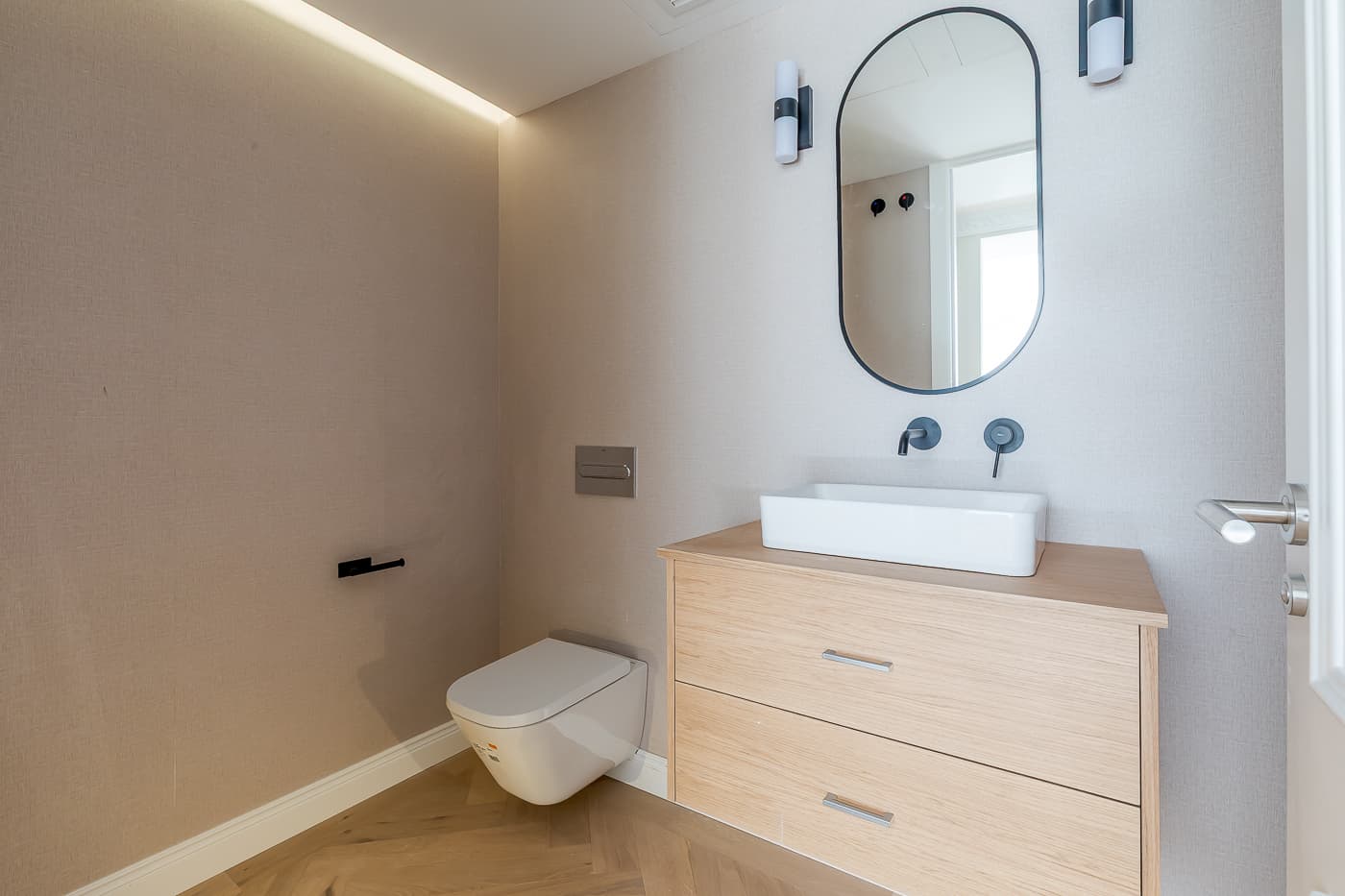 Image VirtualHome/xi8owfy9okplzzwaxn0s