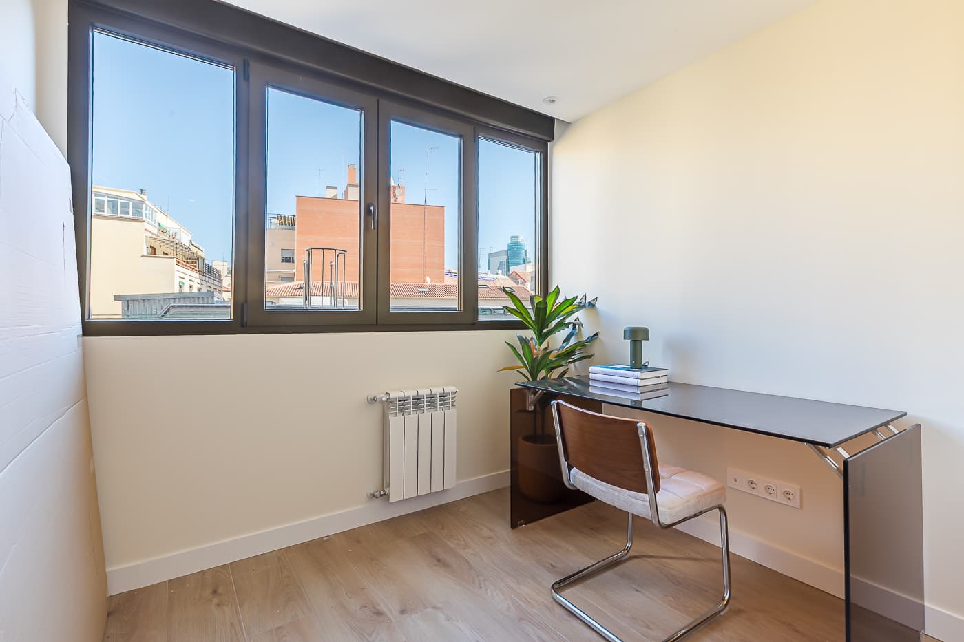 Image VirtualHome/nftl5b0sz5qqtr7vycc2