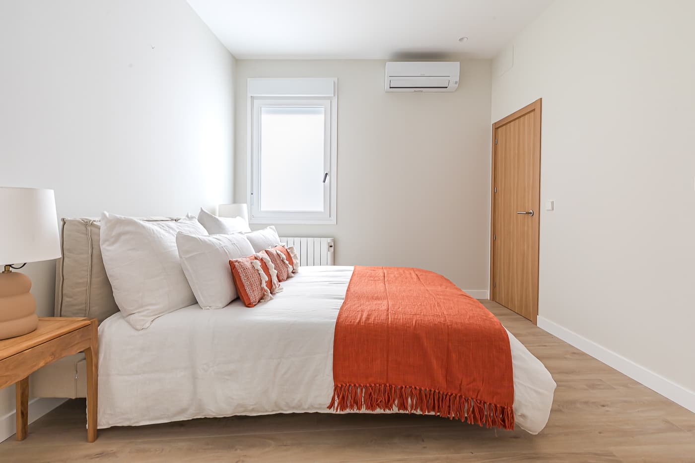 Image VirtualHome/pkb8uwdpmxyvbjvyphp0