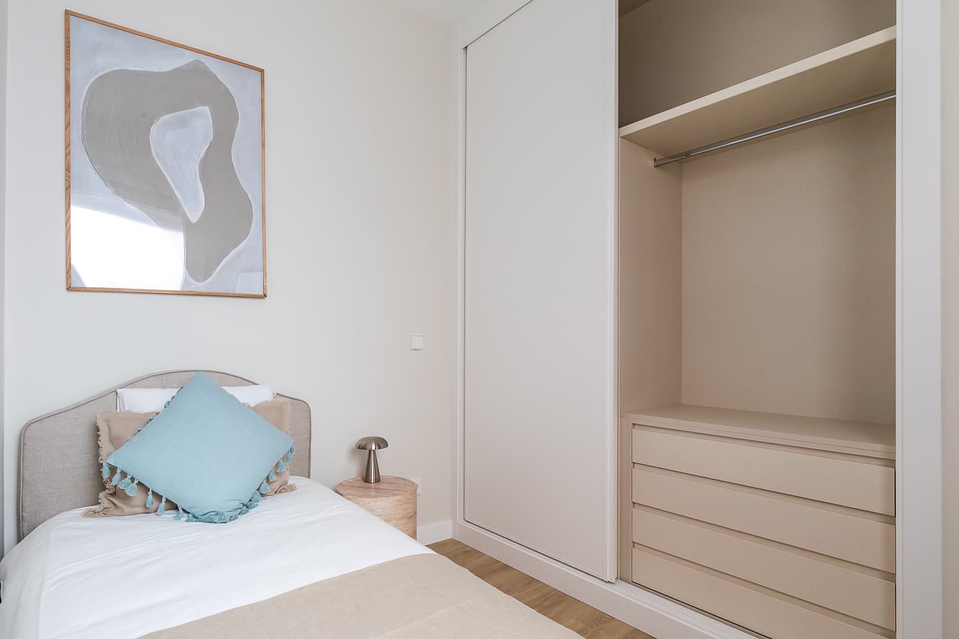 Image VirtualHome/oeoynxwnpkwh43dqbxuc