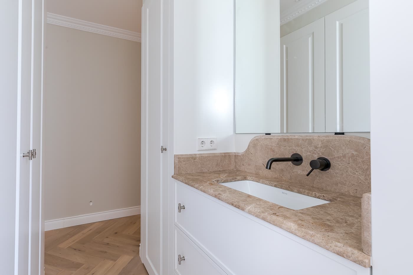 Image VirtualHome/zbxhwtfdxspnmsufc66u