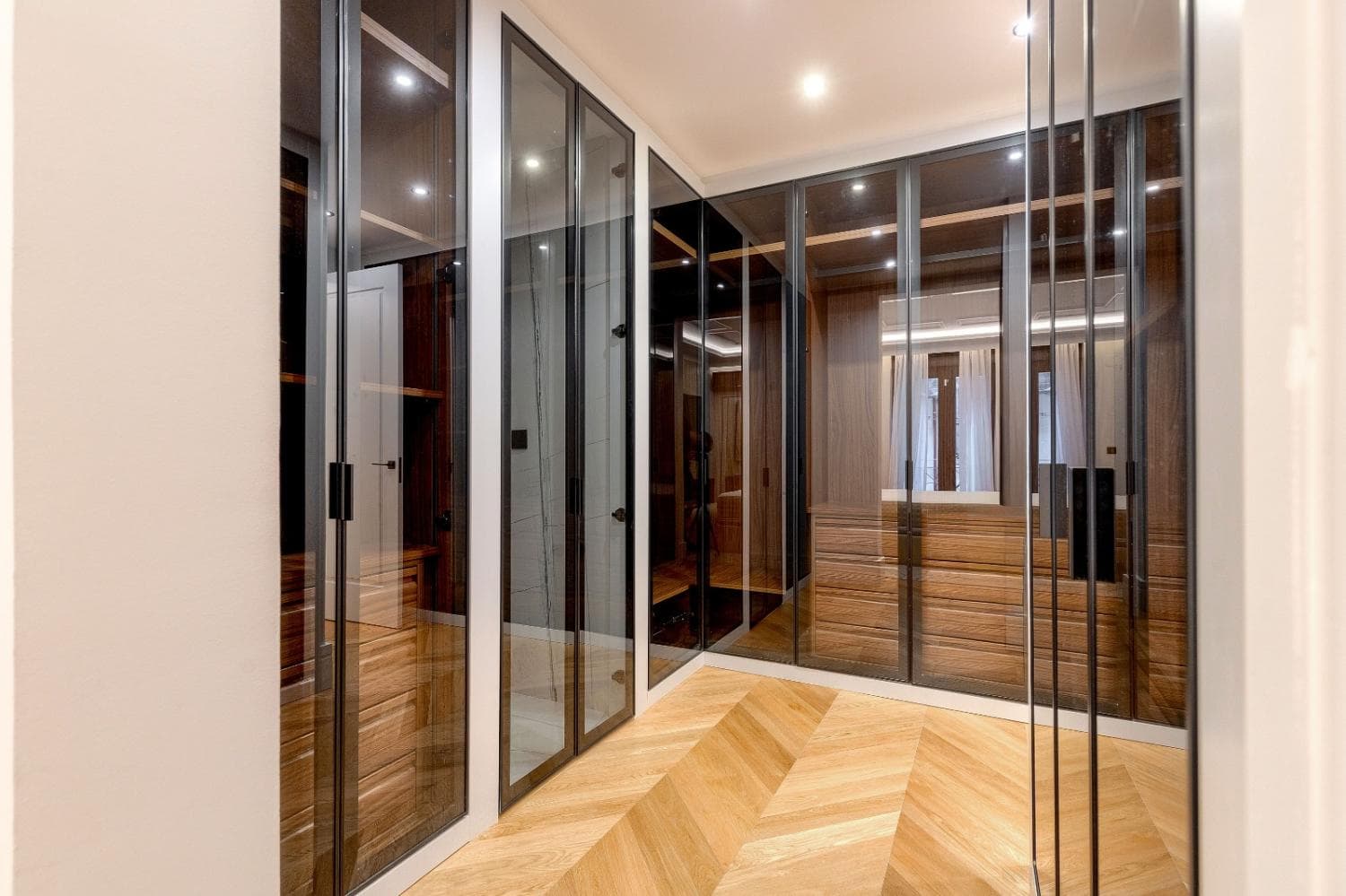 Image VirtualHome/llyj0oswbzazb5ppgru7