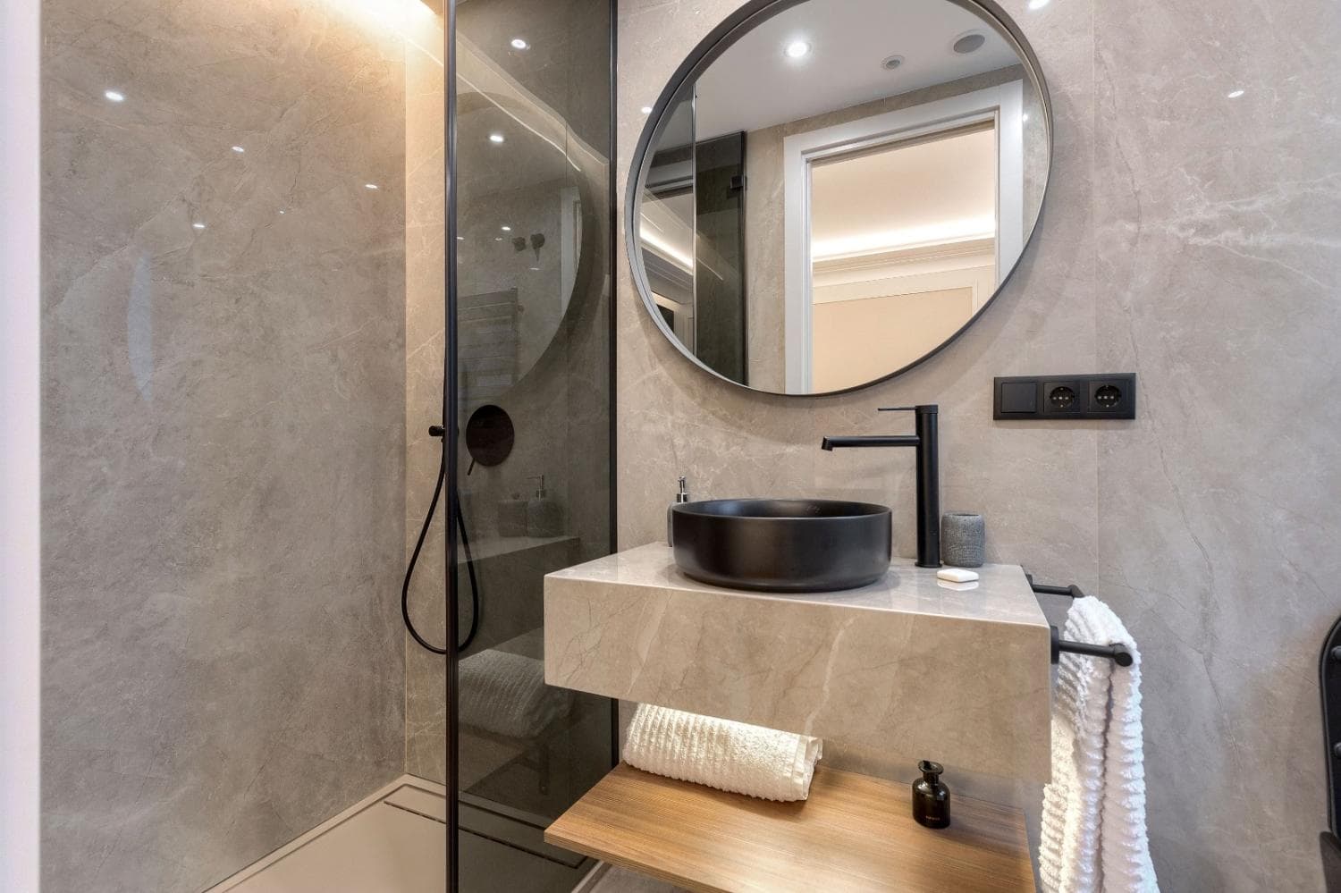 Image VirtualHome/iql3dr2omnp9pmwbwrpk