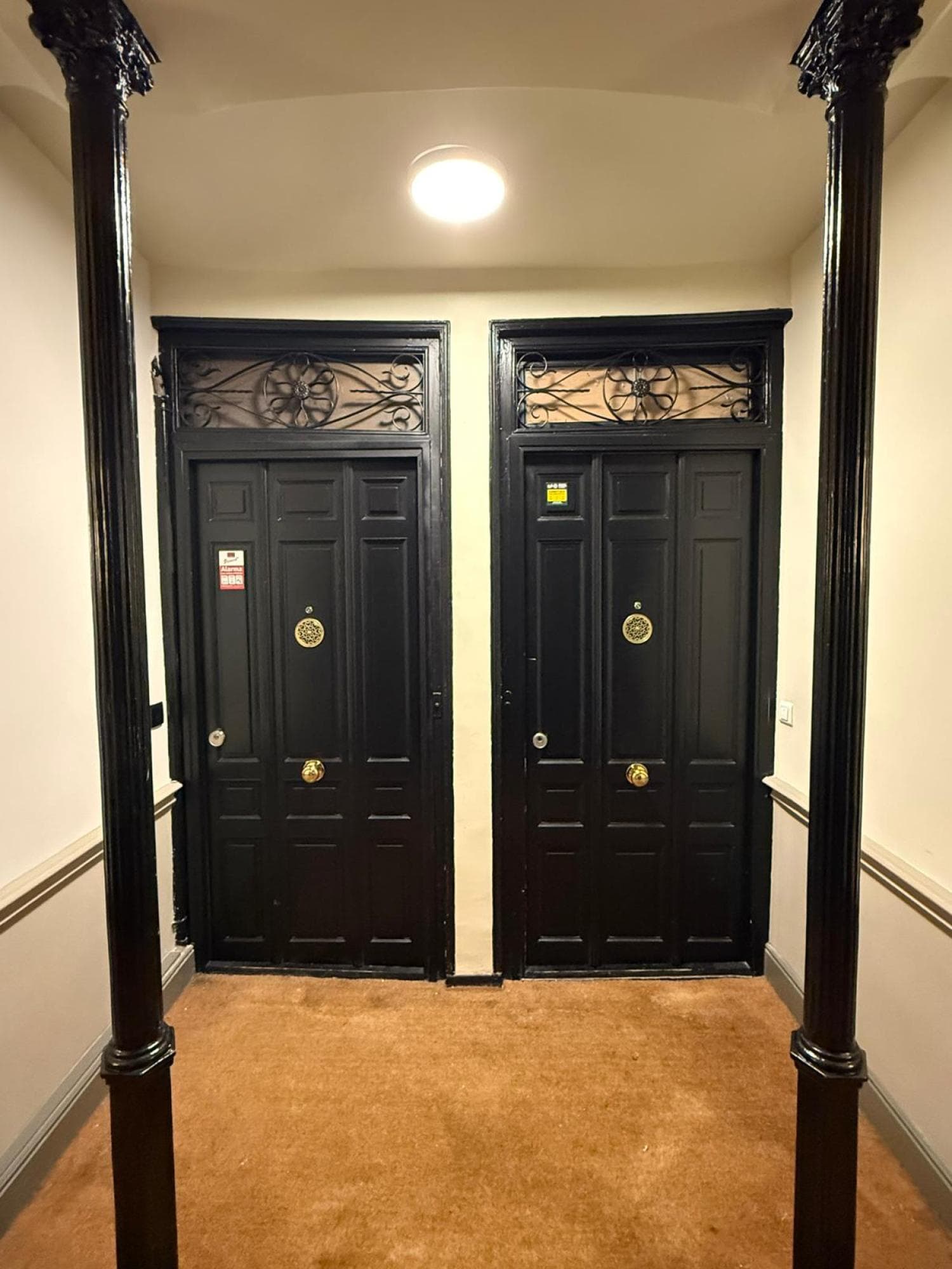 Image VirtualHome/c2xpfacaip77swpd0ij8