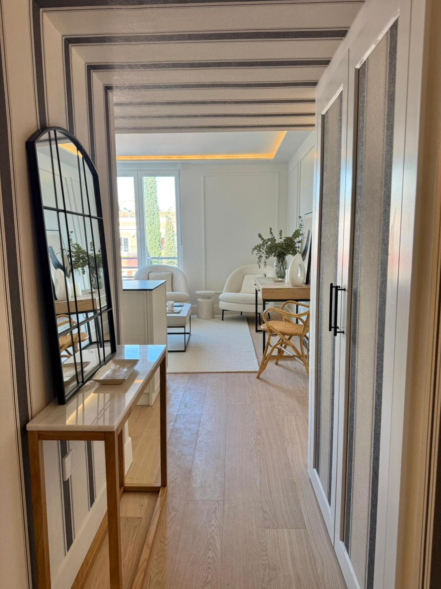 Image VirtualHome/zjtglp7ndavlmb8wdlsx