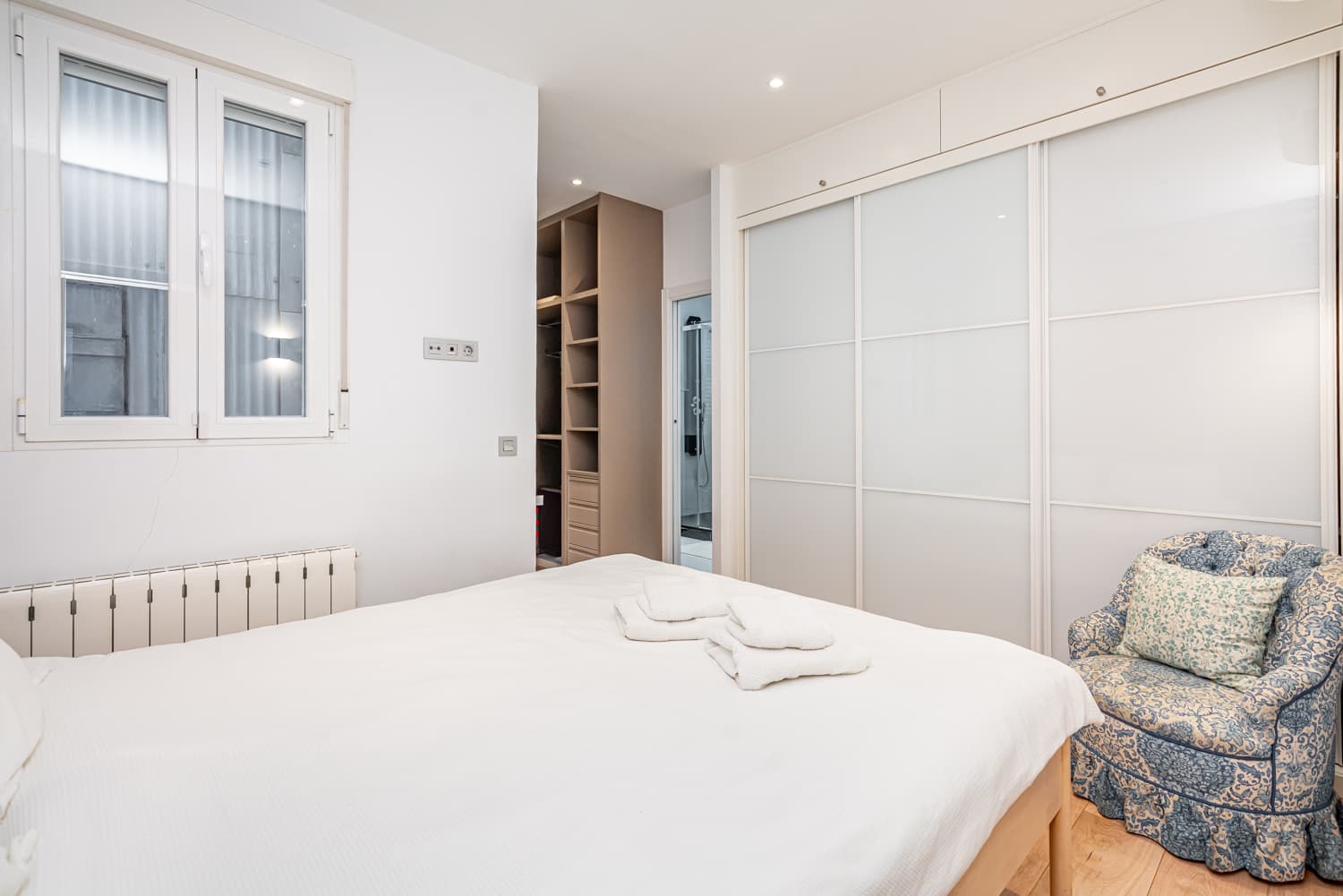 Image VirtualHome/oi90prg5apkj5yng5gb0