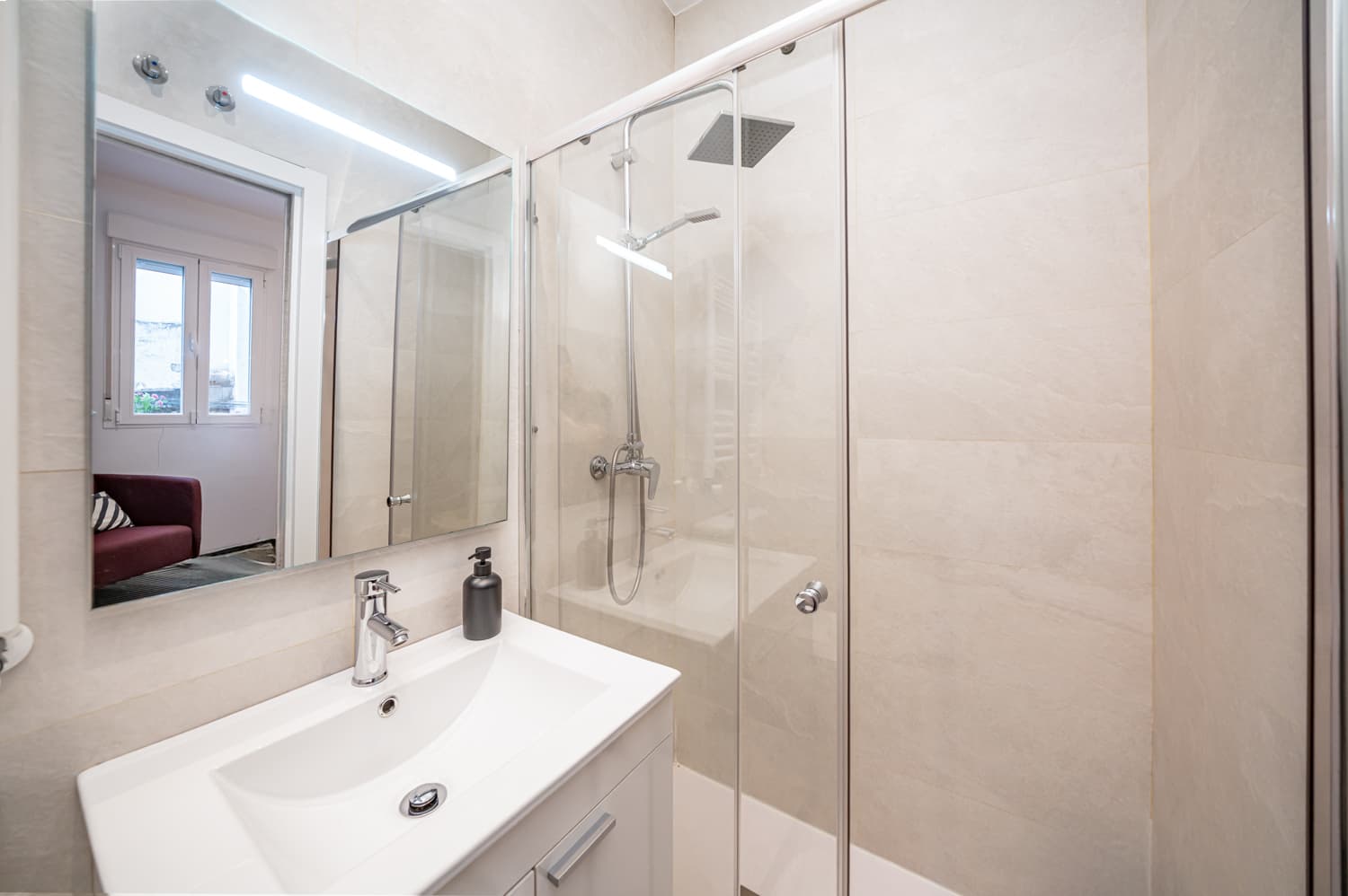 Image VirtualHome/zvcuzorkkm6puglyac0w