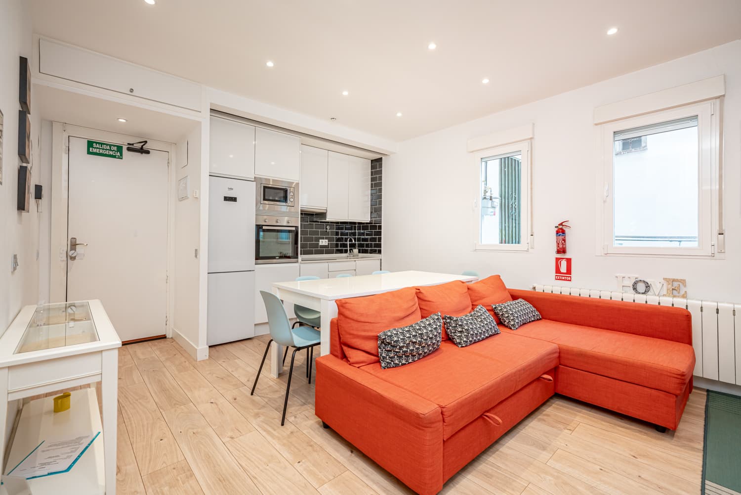 Image VirtualHome/e7acpp2b0kmctcinxyq7