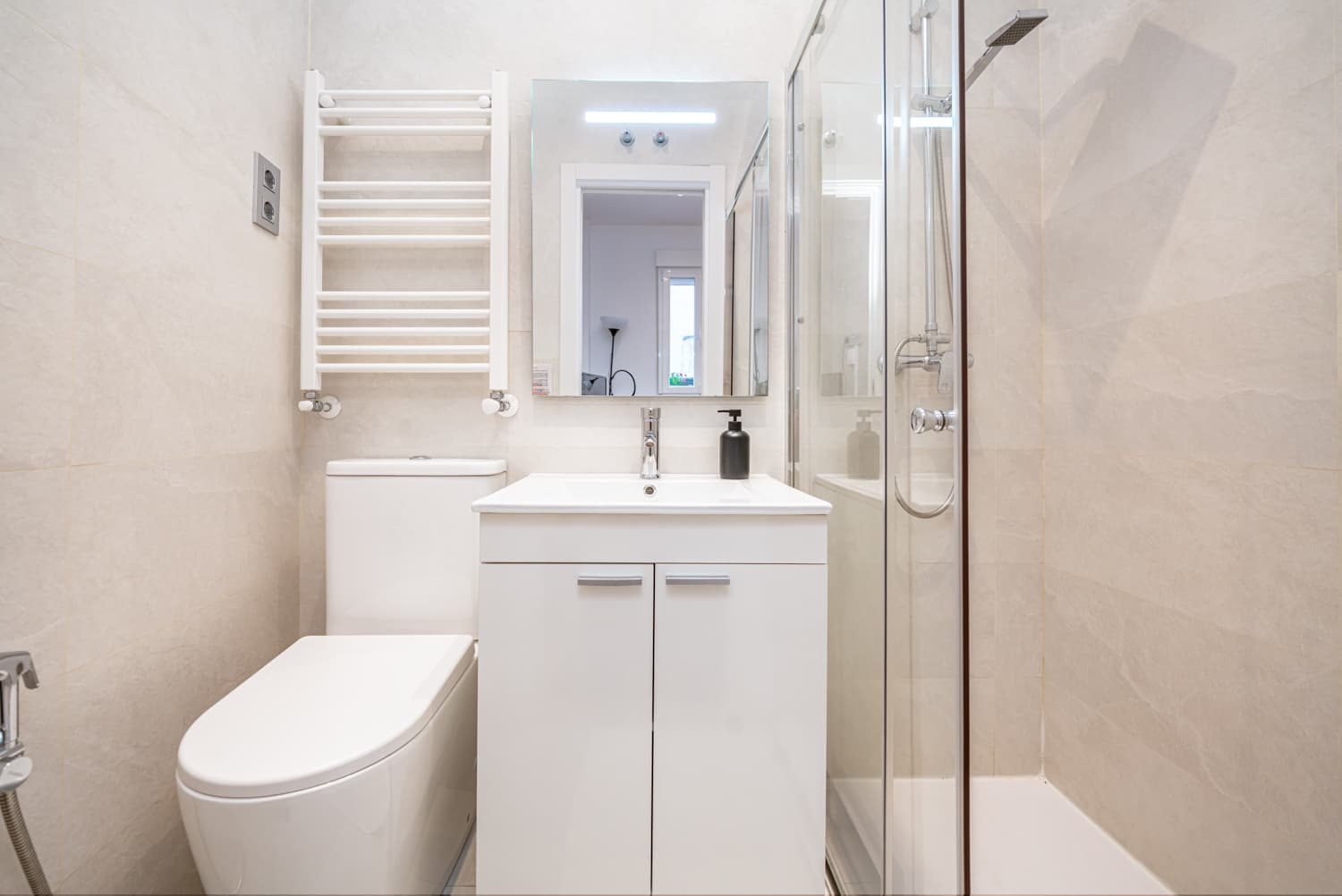 Image VirtualHome/vialoledpkgvizaptbkp