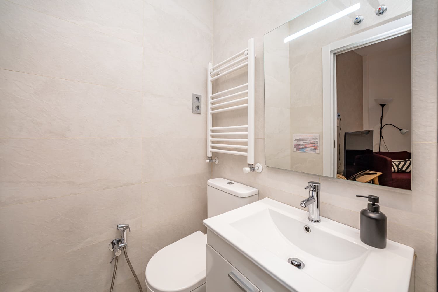 Image VirtualHome/wq31cj6qrrnnxxd7w9xz