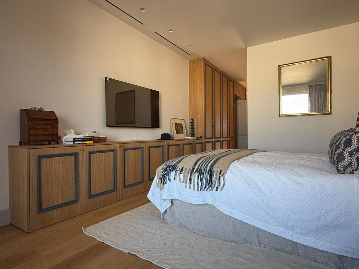 Image VirtualHome/h1bmgag6b2gcv8sdgukx