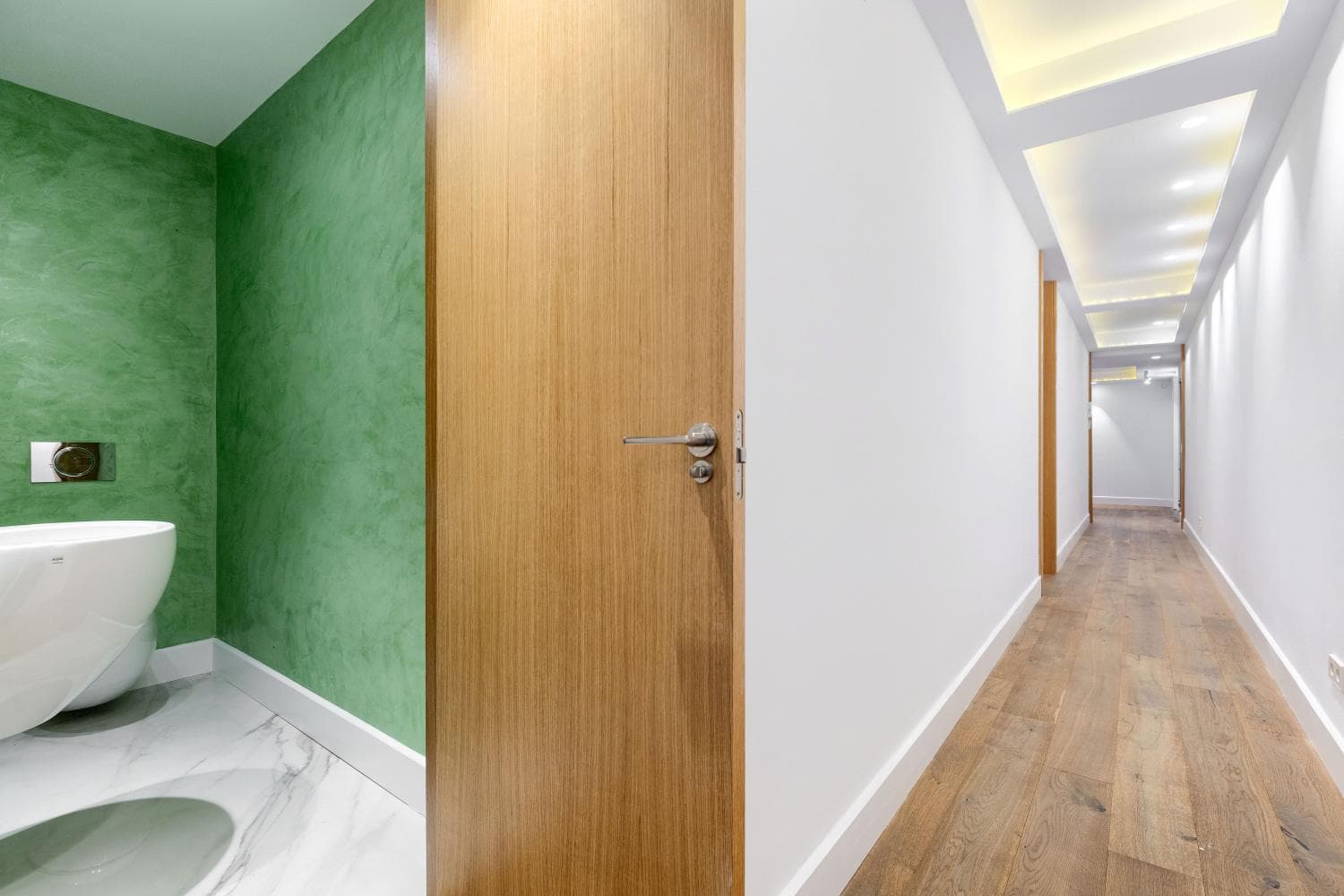 Image VirtualHome/q9jxbqshdu5ajm5byqht