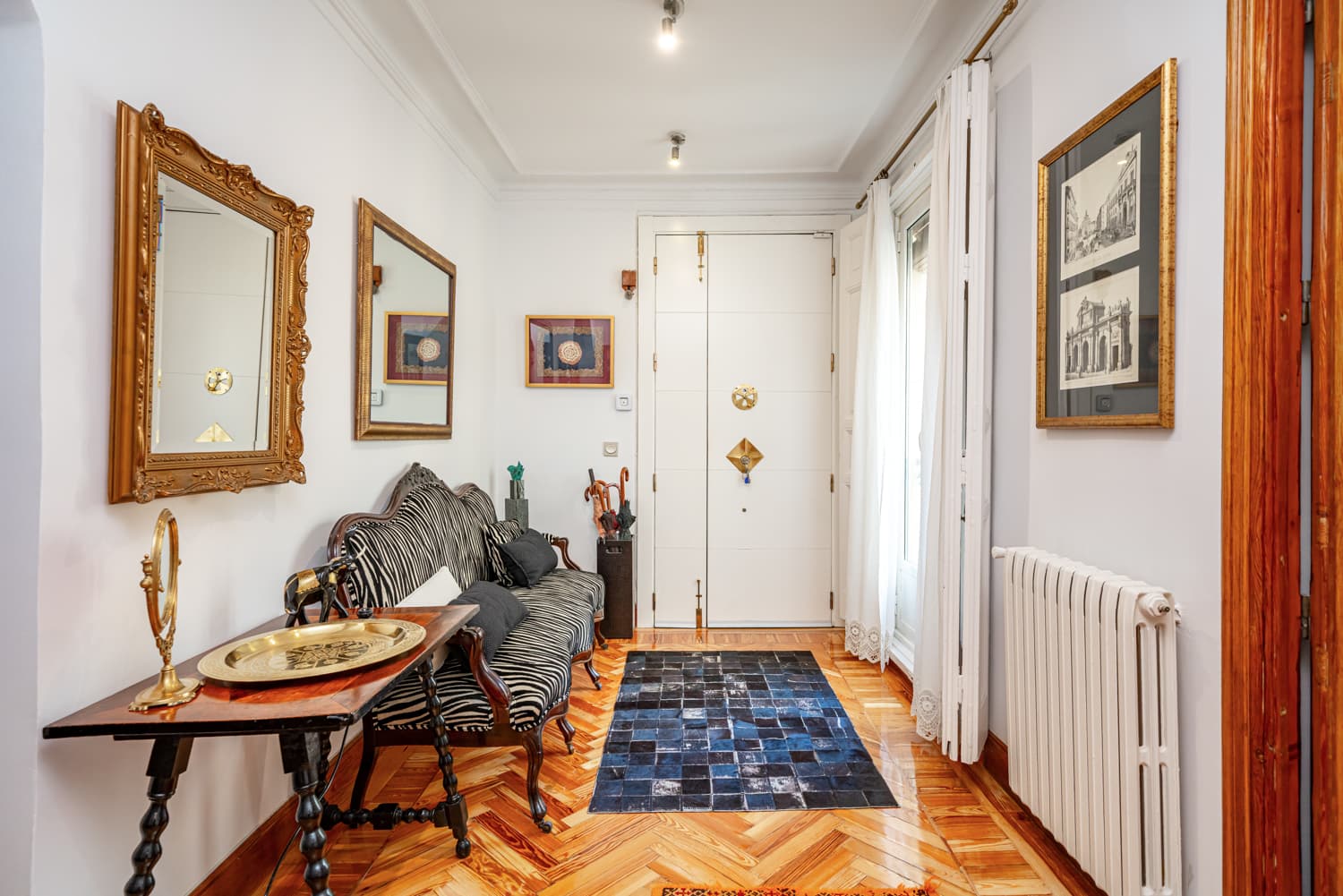 Image VirtualHome/jqeihhw3sfubysqrzqep