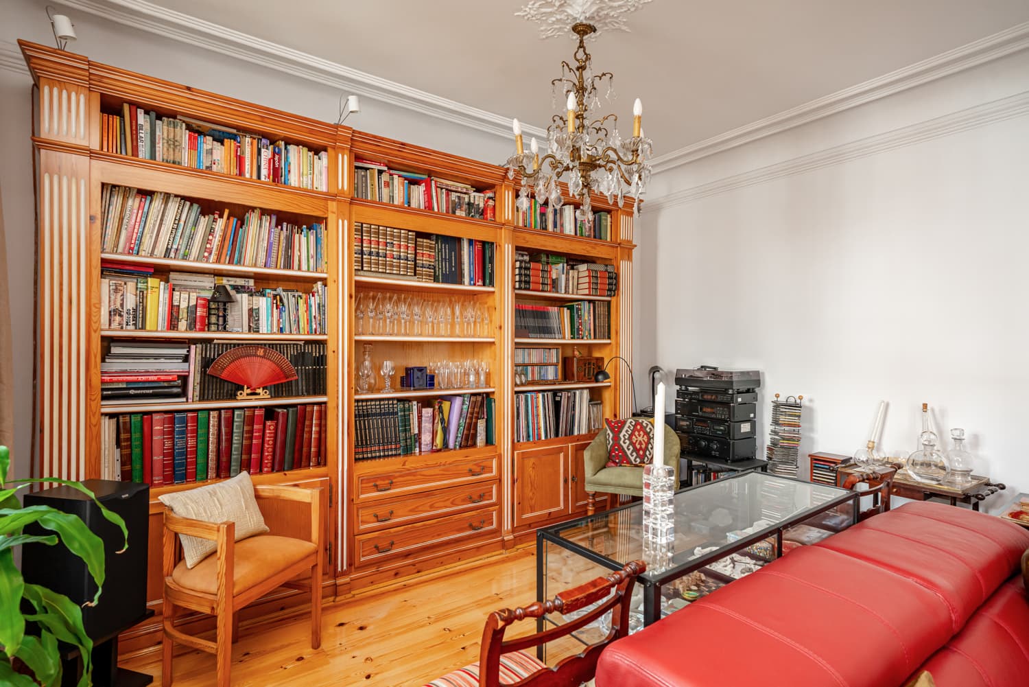 Image VirtualHome/zmzr30wcoa6ugx9fw1ah