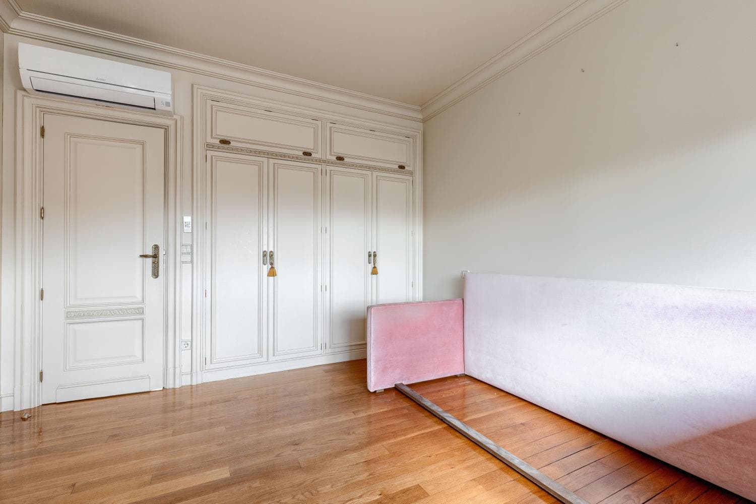 Image VirtualHome/wifnf3rfqzyfa9nnxny9