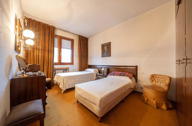 Image VirtualHome/h7ixzh4k19text9rikdr