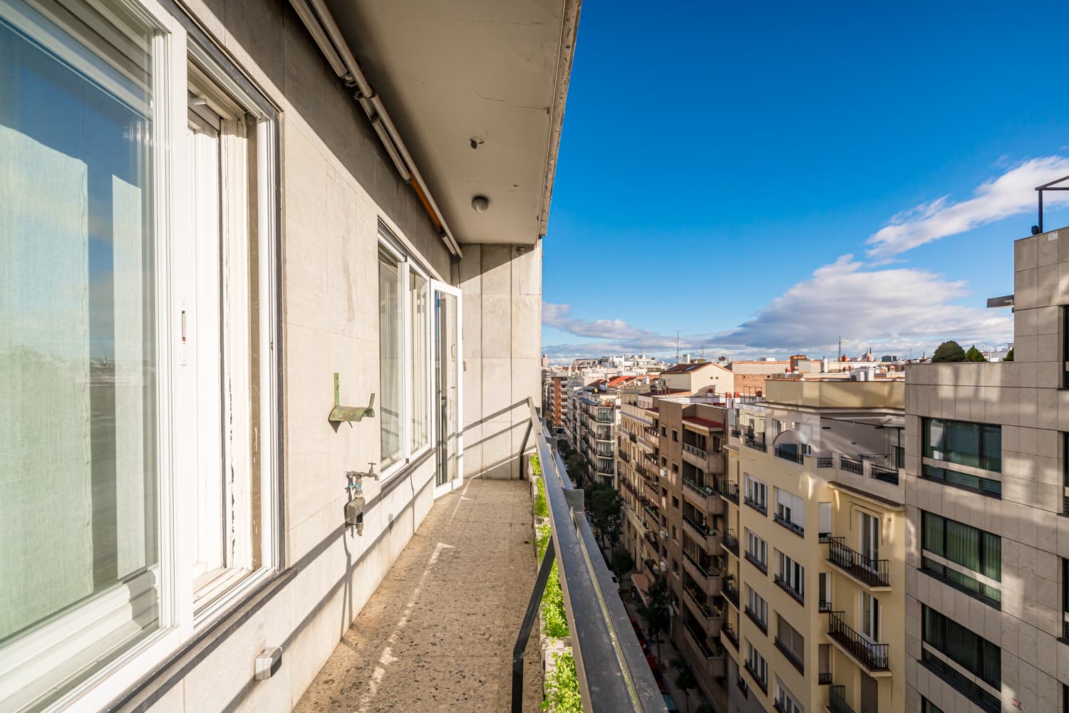 Image VirtualHome/p9eszzjayn41vq8qmzb0