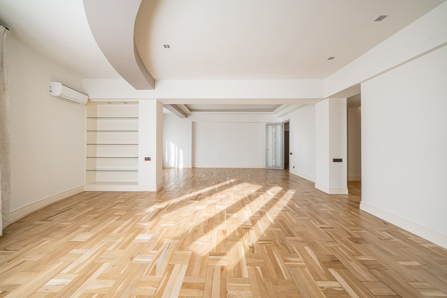 Image VirtualHome/szmuy1oaychzorbfhpxl