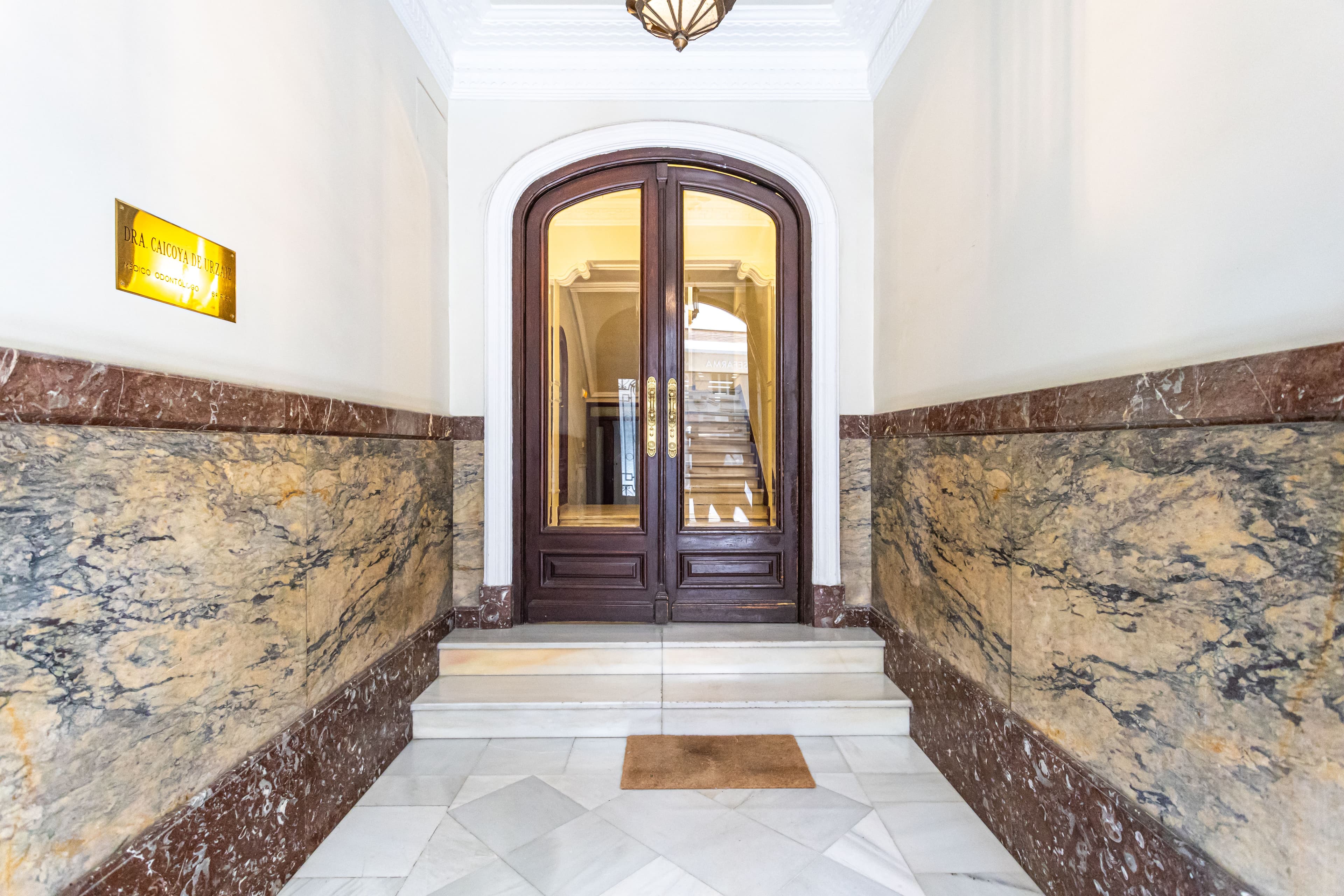 Image VirtualHome/plf1n29ybnagiops1agr