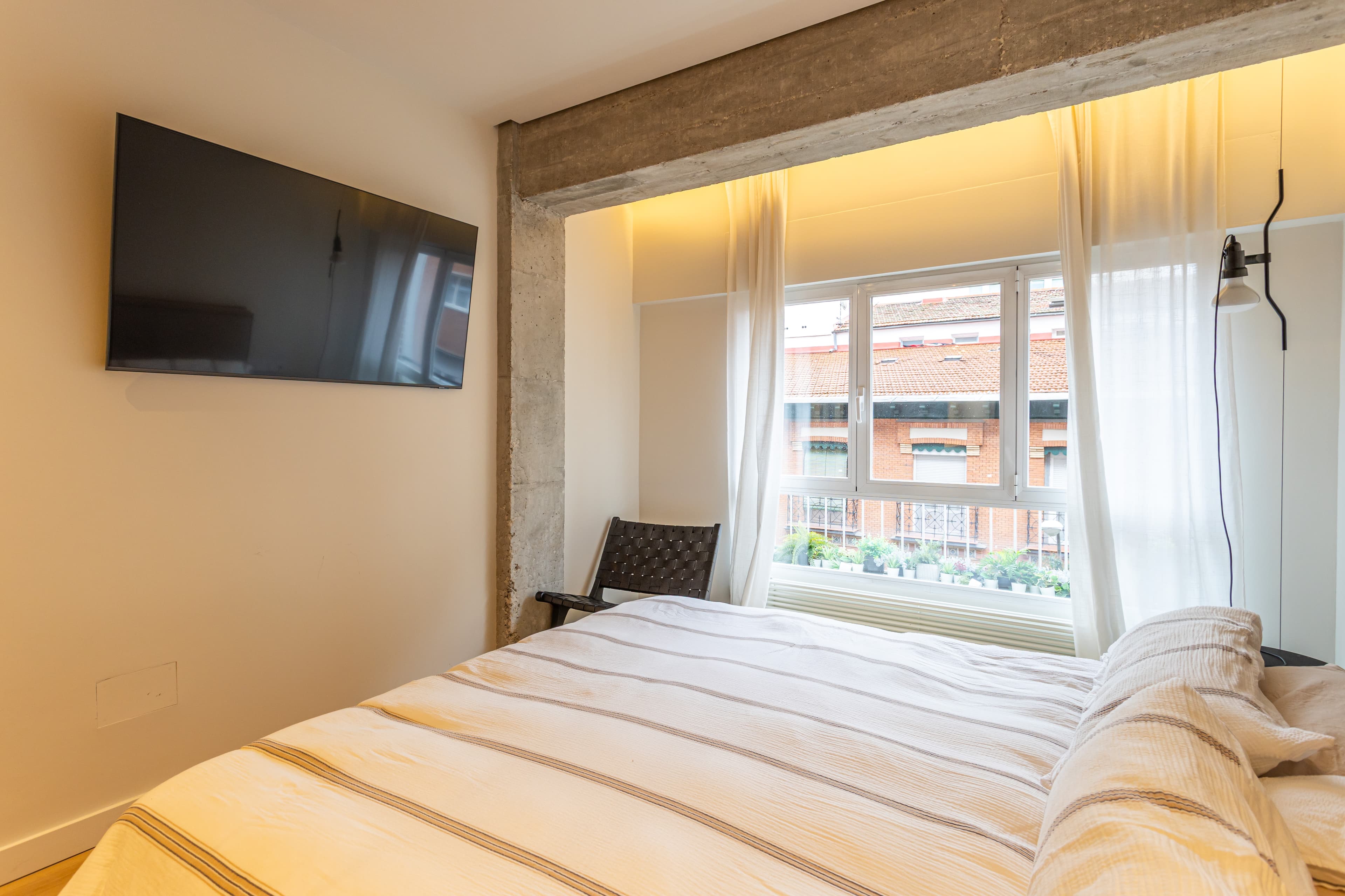 Image VirtualHome/dzspmioosni0joweccsx