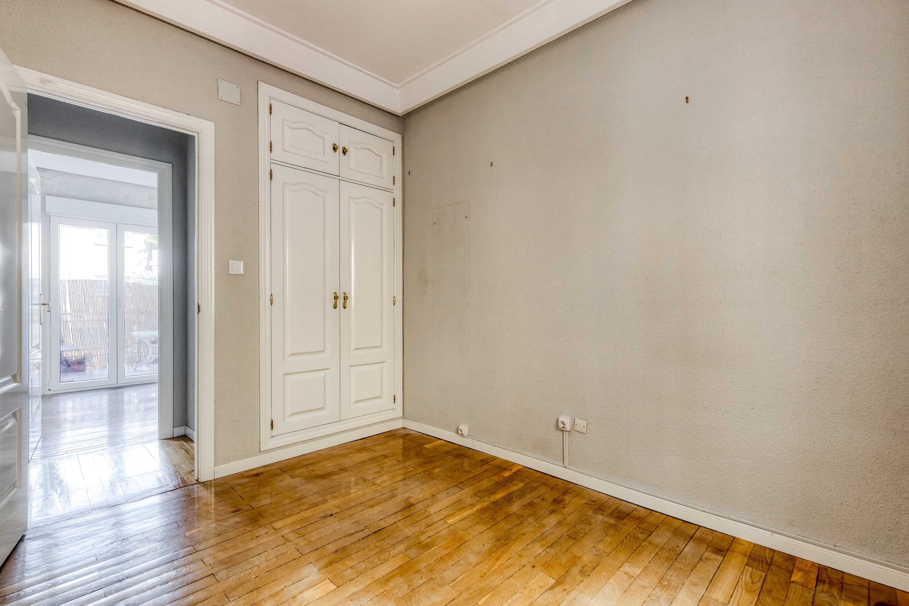 Image VirtualHome/f4l09imepuzdsndijnlw