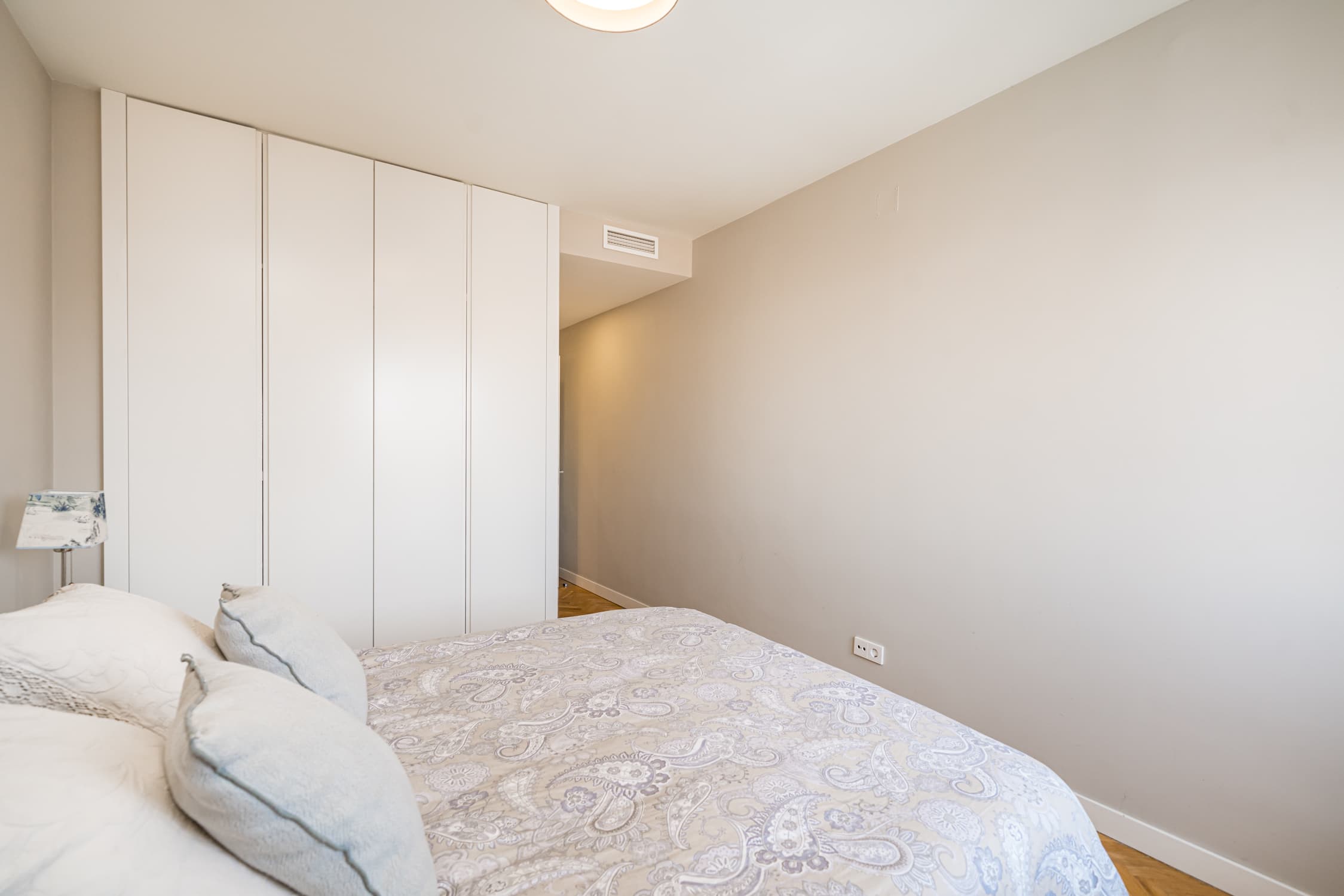 Image VirtualHome/h4zdcw7cmaqtxv47qmrn