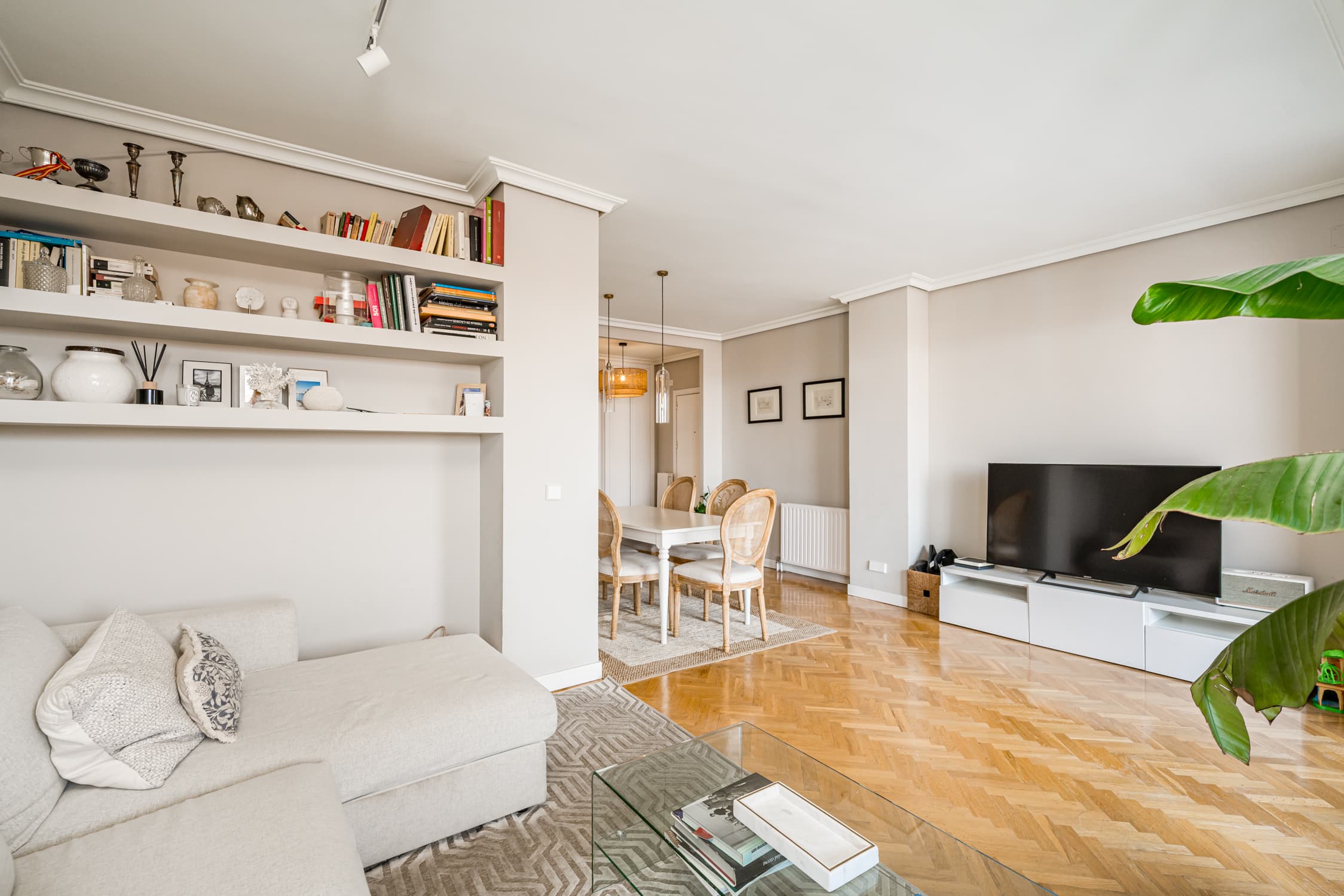 Image VirtualHome/ouolnfgcvfpnuktn58t0